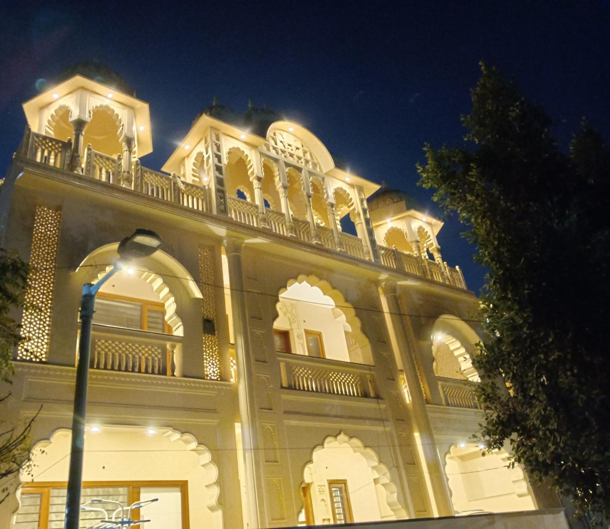 Gupta Vilas - A Boutique Homestay آغْرا المظهر الخارجي الصورة