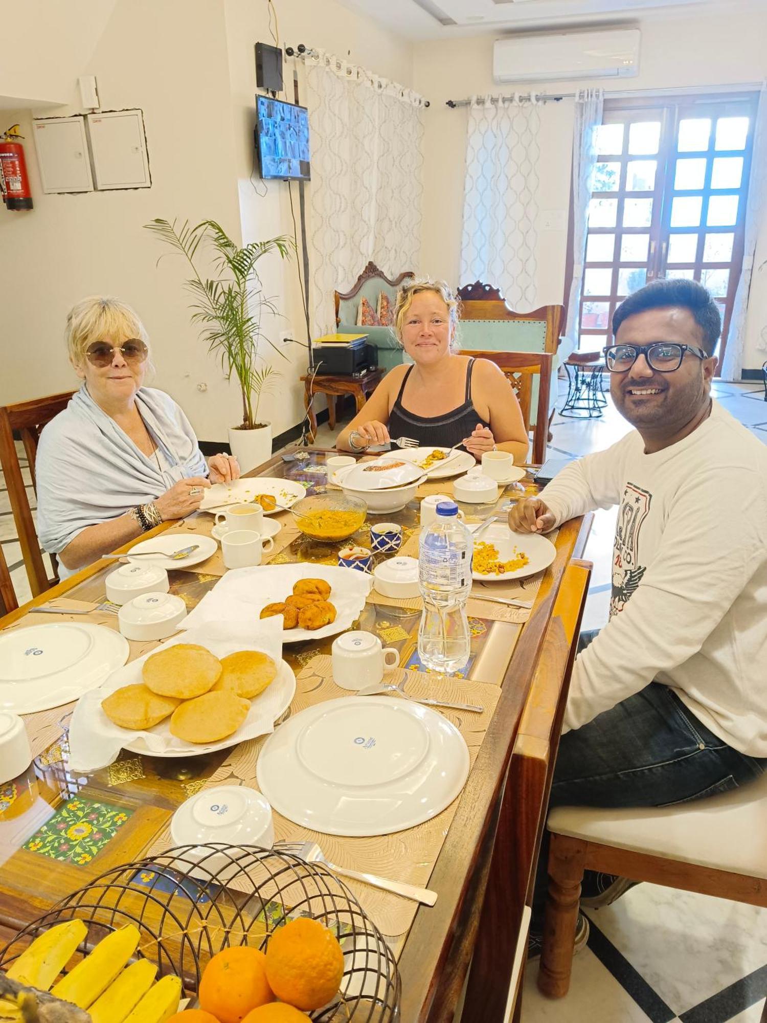 Gupta Vilas - A Boutique Homestay آغْرا المظهر الخارجي الصورة