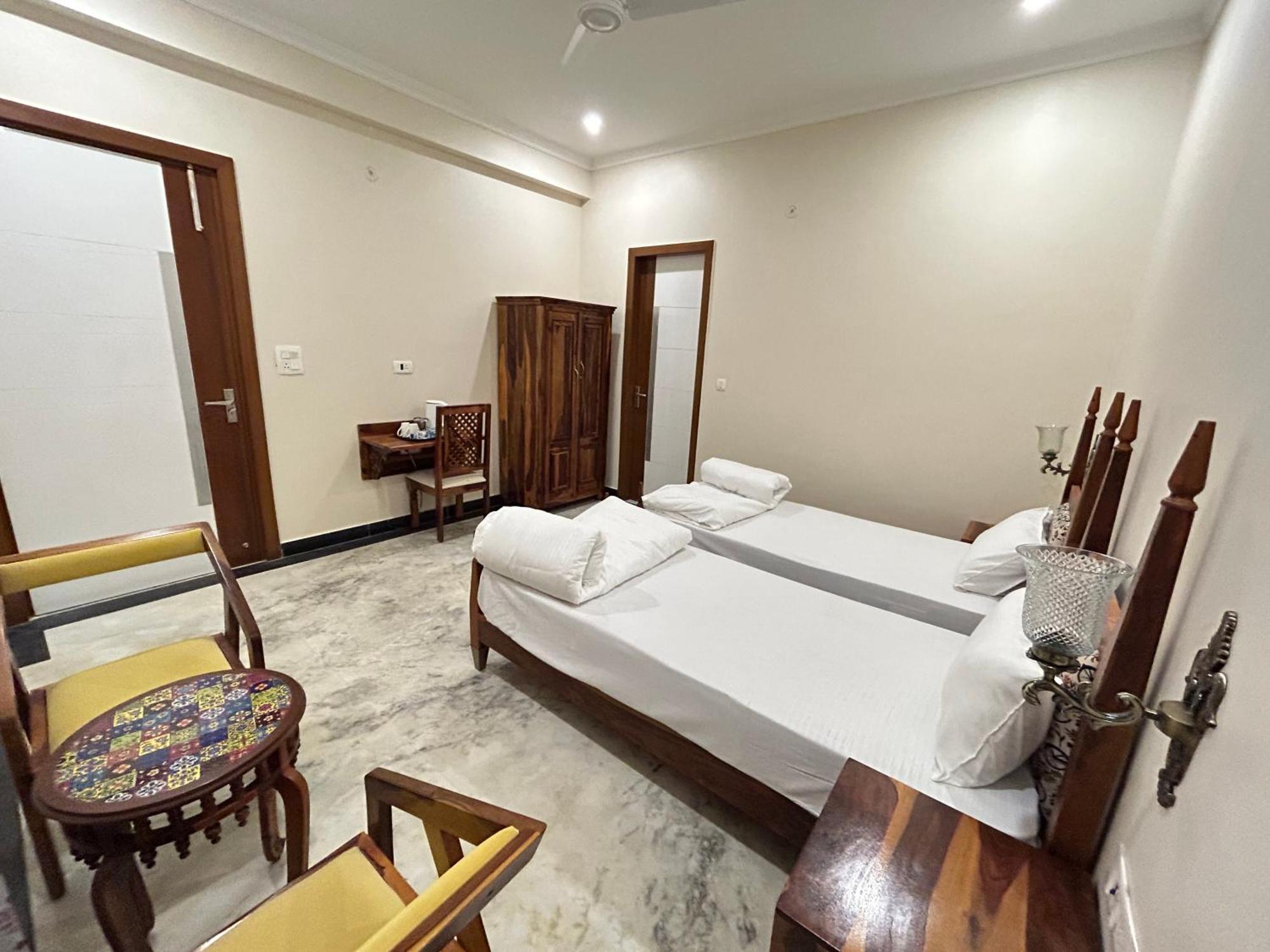 Gupta Vilas - A Boutique Homestay آغْرا المظهر الخارجي الصورة